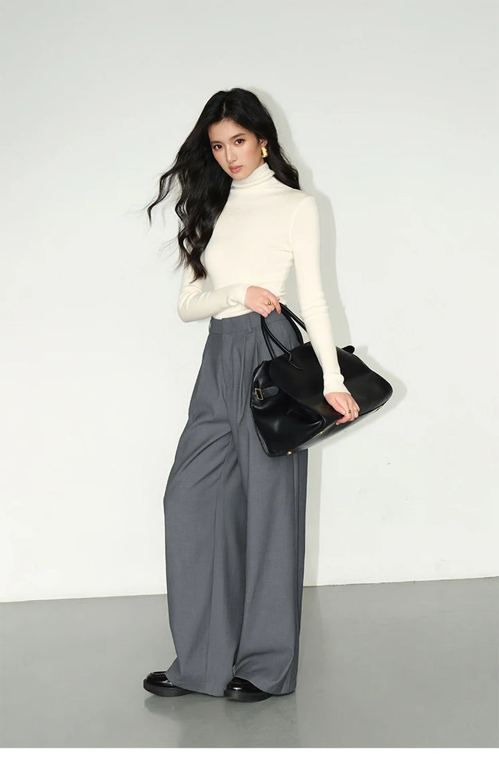 High-waisted tailored pants in a LOOSE design