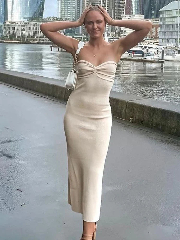 שמלת מקסי סטרפלס - אלמה