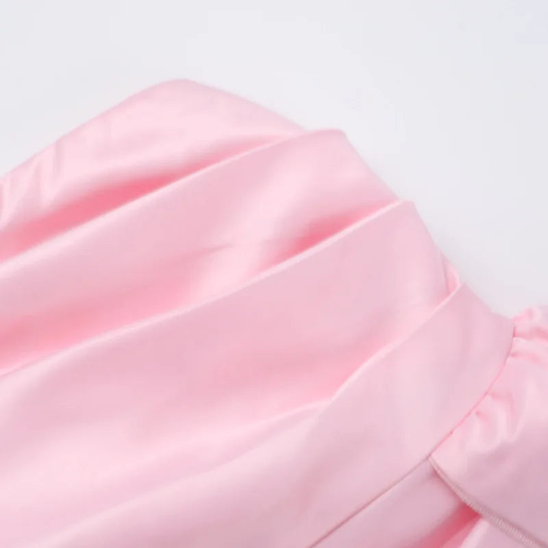 שמלת מיני סטרפלס סאטן בעיטור שובל - מגי