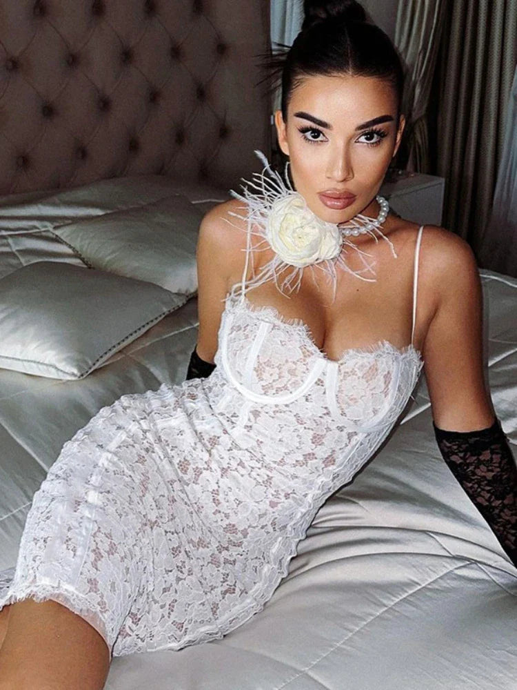 שמלת מיני תחרה - צ'ילי