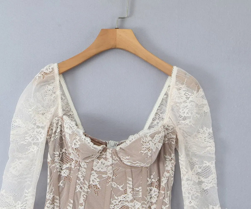 שמלת מידי תחרה - אליזבט