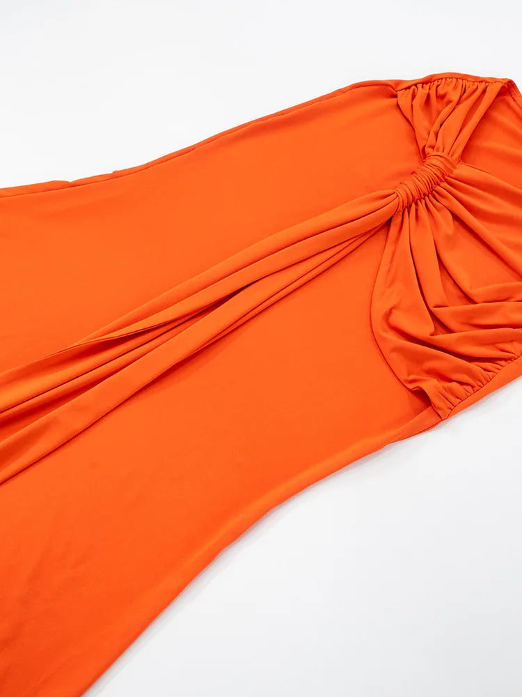 שמלת מקסי בוהו שיק בעיצוב כתפיה אחת ופתח בעיטור שובל - אלכסנדריה