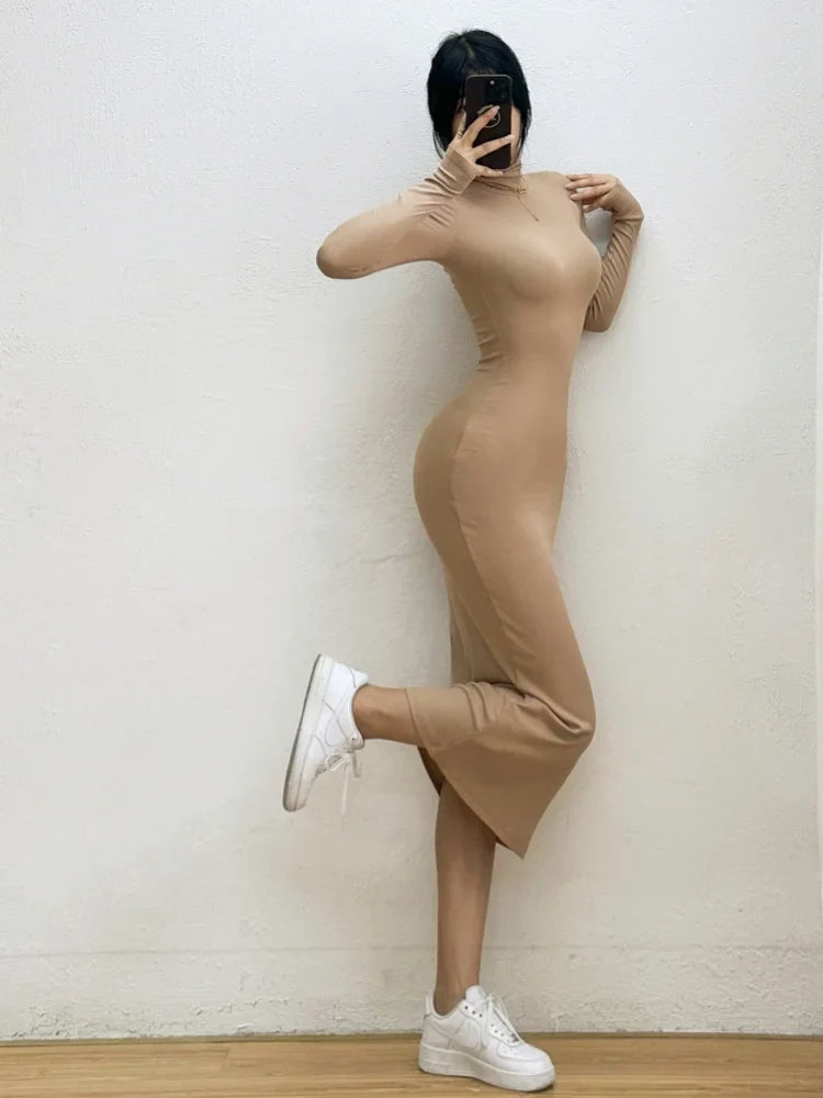 שמלת מידי סרוגה צמודה צווארון גולף - Kira