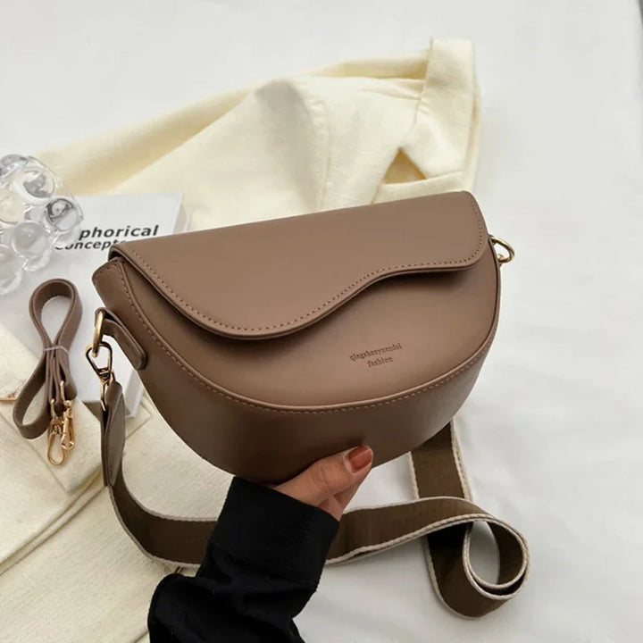 Faux leather bag with thick strap