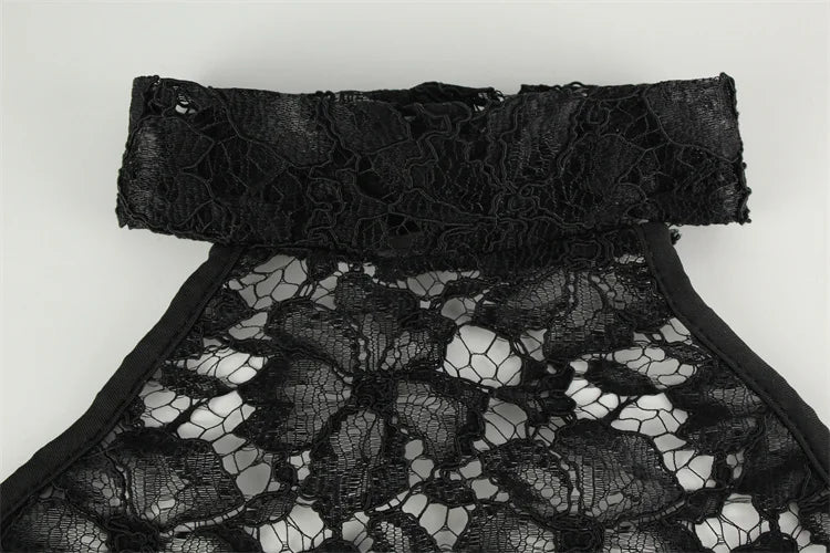 שמלת מקסי מקסי קולר בעיצוב תחרה ללא תחתית גב פתוח - Eliza