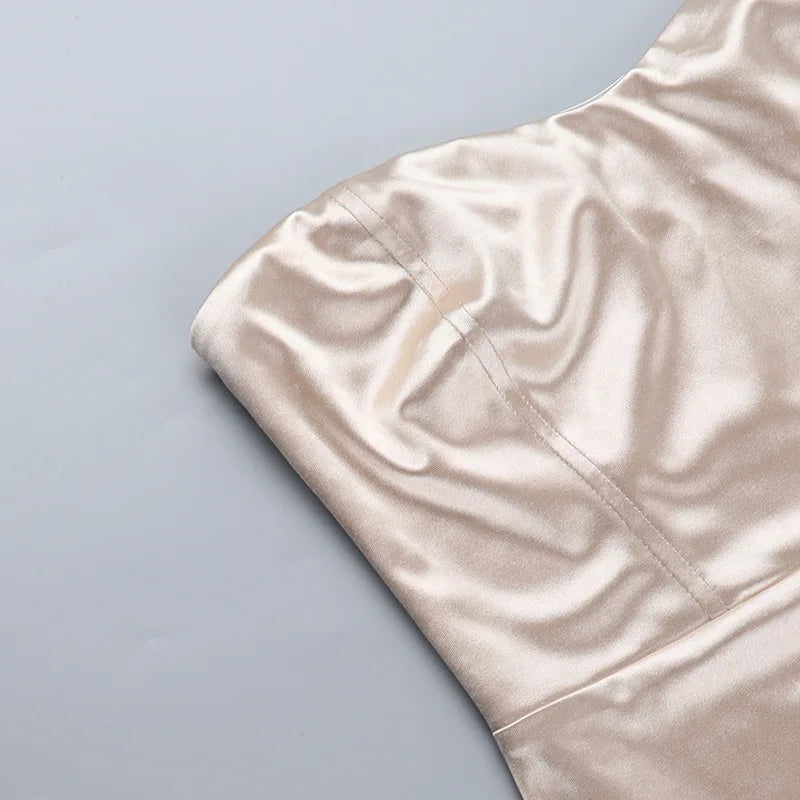 שמלת מיני סטרפלס סאטן מלמלה בעיצוב אסימטרי - לוליטה