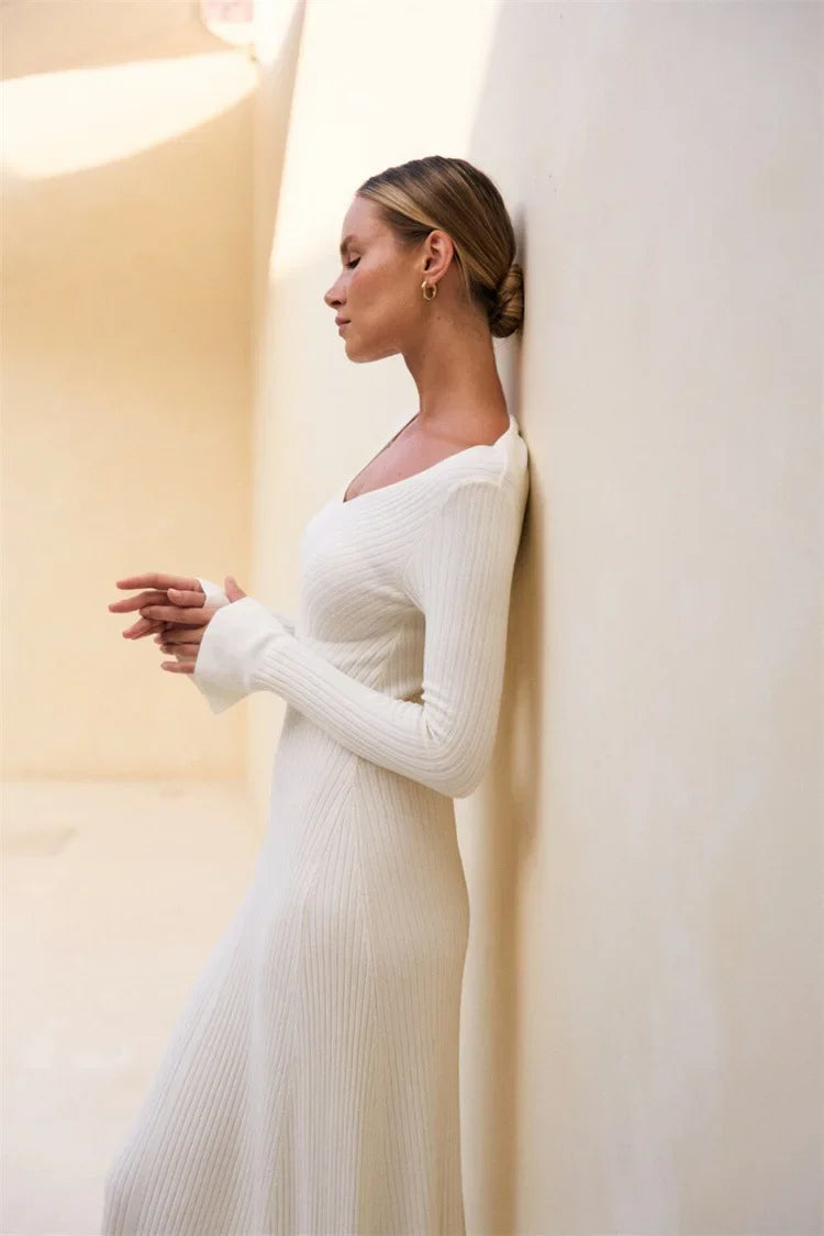 שמלת מקסי סרוגה צווארון V - אליסה