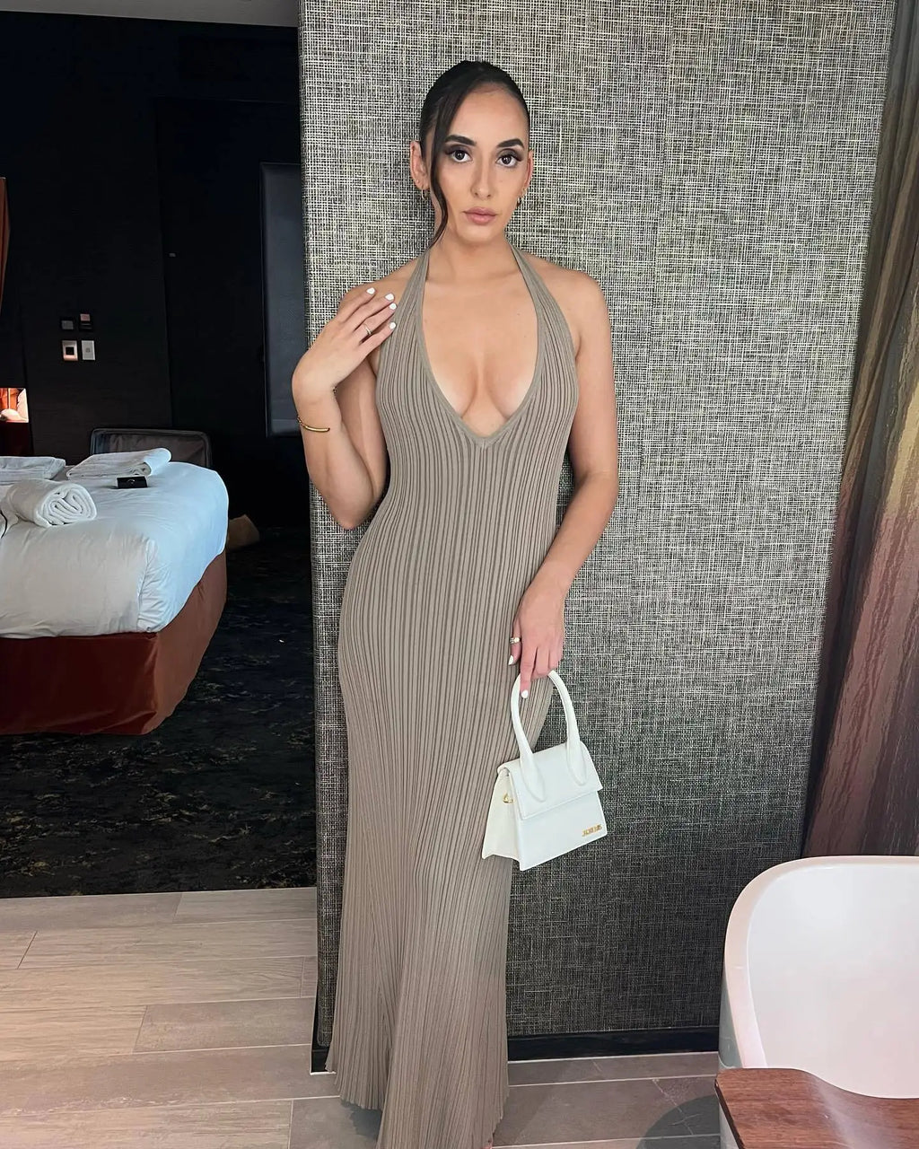 שמלת מקסי סרוגה גב פתוח - סול