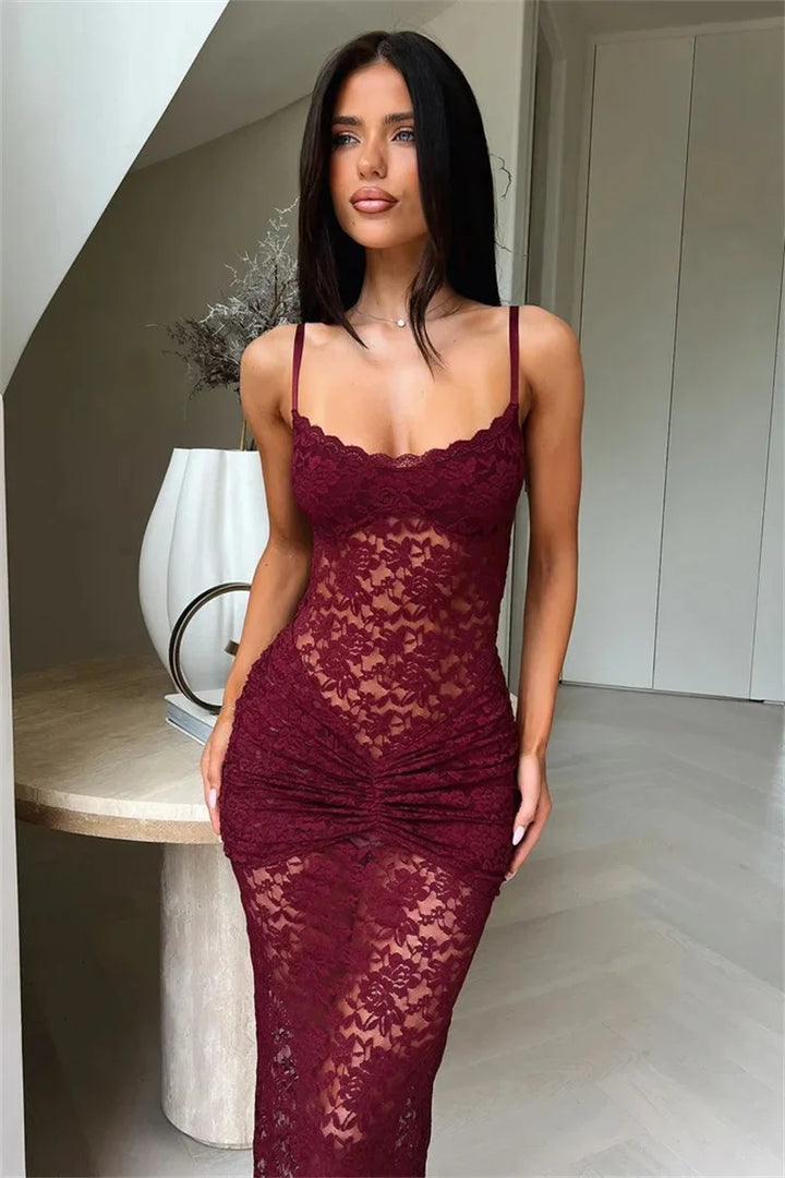 Lace maxi dress with a ruched design - NONA