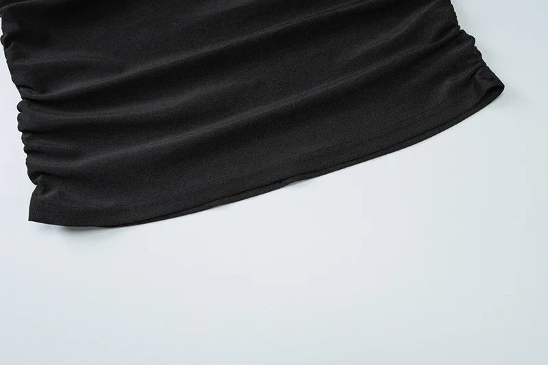 שמלת מקסי סטרפלס כיווצים בעיטור אבזם - מייס