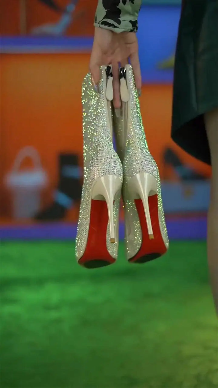 Pointed-toe pumps decorated with sparkling rhinestones - Brianna