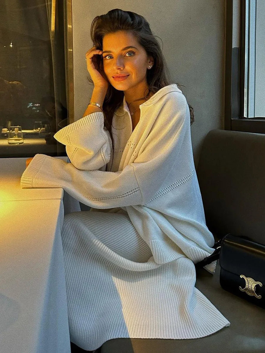 חליפת שני חלקים loose סרוגה חצאית מקסי וחולצה - שילב