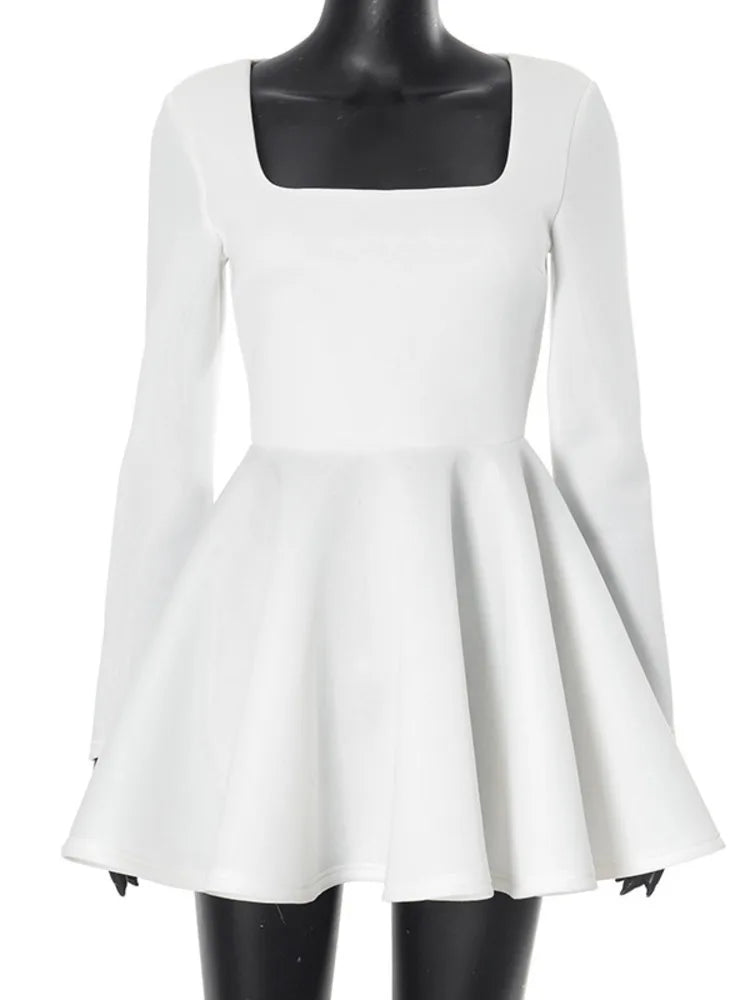 שמלת מיני סטייל בובתי בגזרת A - נגה