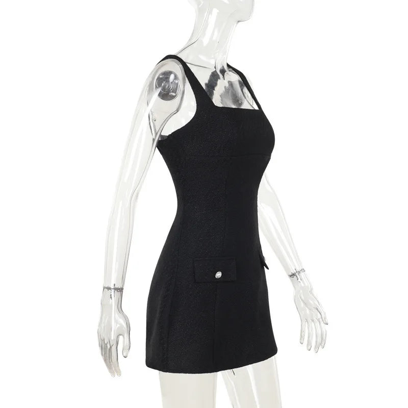 שמלת מיני בד ארוג בגזרת A בעיטור כיסים - מילי