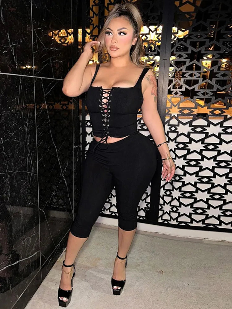 סט שני חלקים טופ קשירה וטייץ שלושת רבעי - נדיה