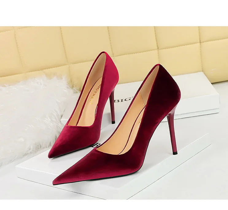 Pointed velvet fabric high heel shoes - Lunar
