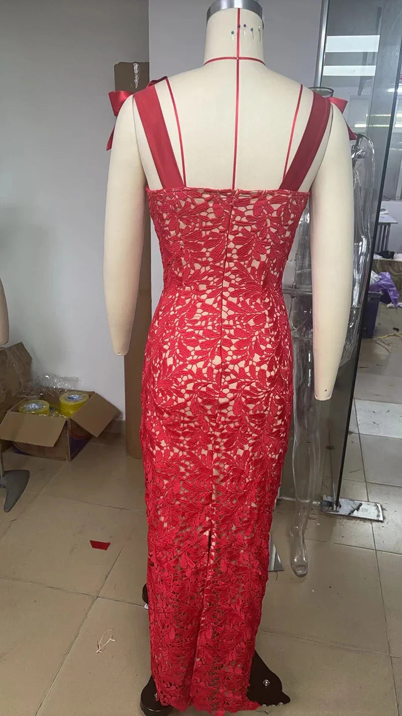 שמלת מקסי בעיצוב רקמת פרחים בעיטור פפיון בכתפיות - ריינה