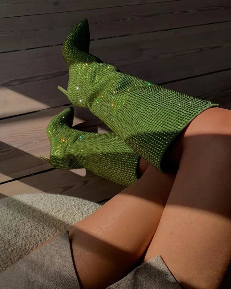 מגפי עקב שפיץ גבוהים בעיצוב זרקונים מנצנצים - Josie