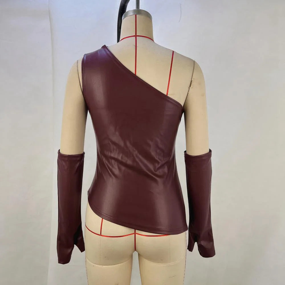 טופ דמוי עור כתפייה אחת בעיטור כפפות תואמות - סול