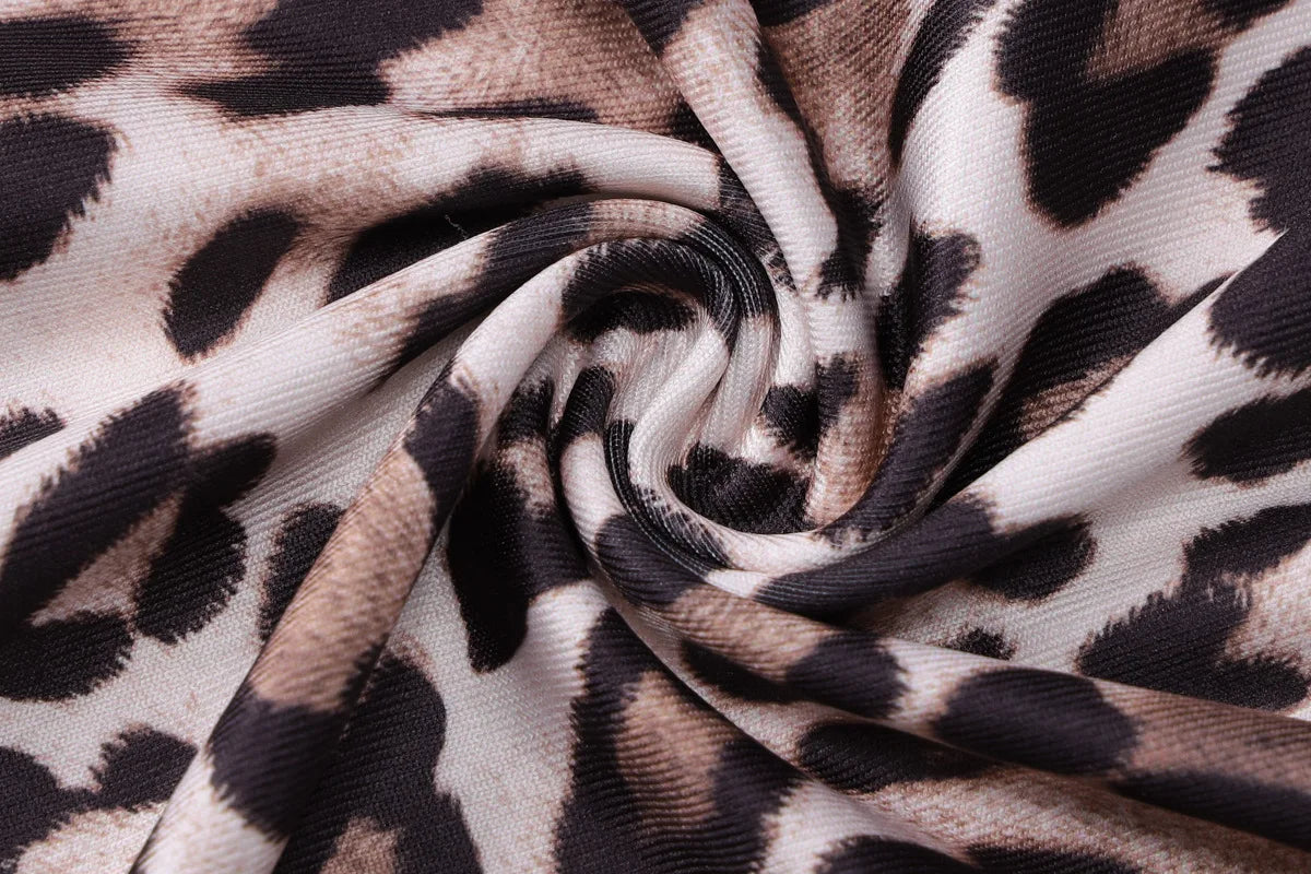 שמלת מקסי מנומרת בעיצוב שסע - סאלי