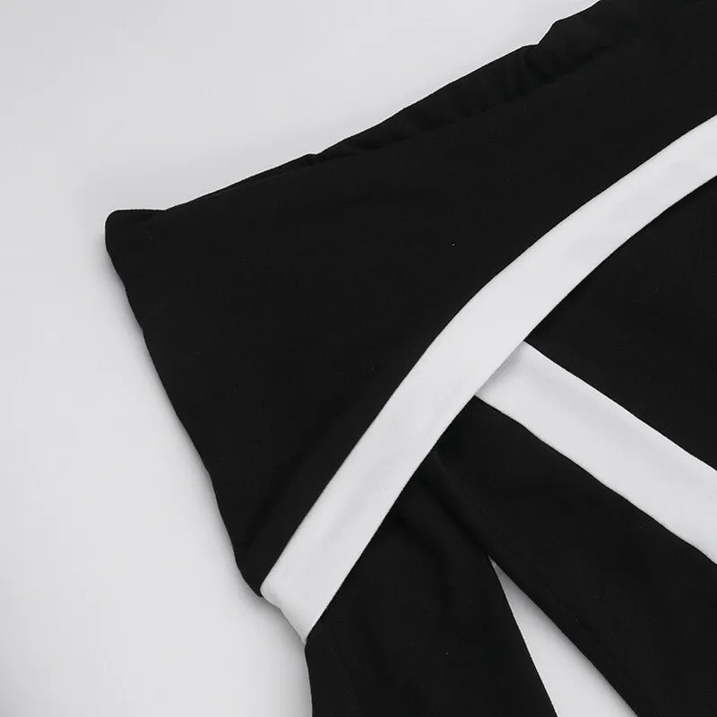 שמלת מקסי כתפיים חשופות בעיטור קווי מתאר - קייטי