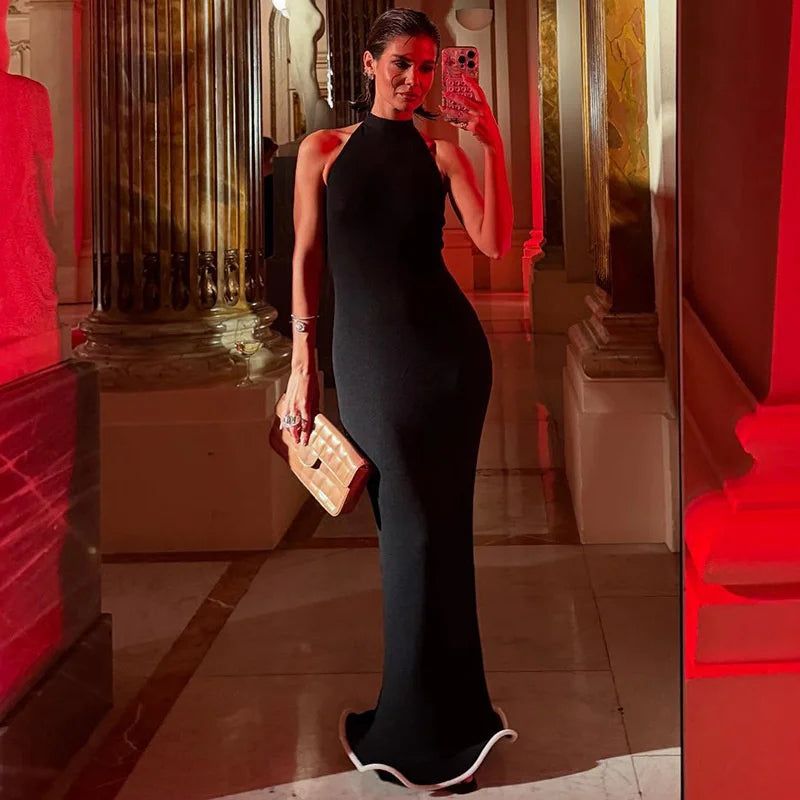 שמלת מקסי קולר קשירה בצוואר בעיצוב גב פתוח וגלים - מאקסימה