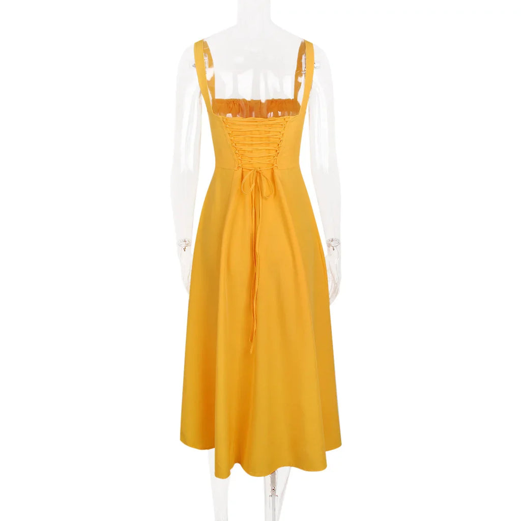 שמלת מידי קיצית בעיצוב כפרי בעיטור שסע - אנג'ליקה