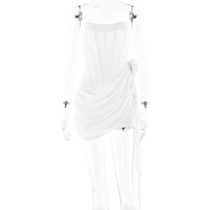 שמלת מיני סטרפלס מחוך בעיטור פרח וראפלס - מיקה