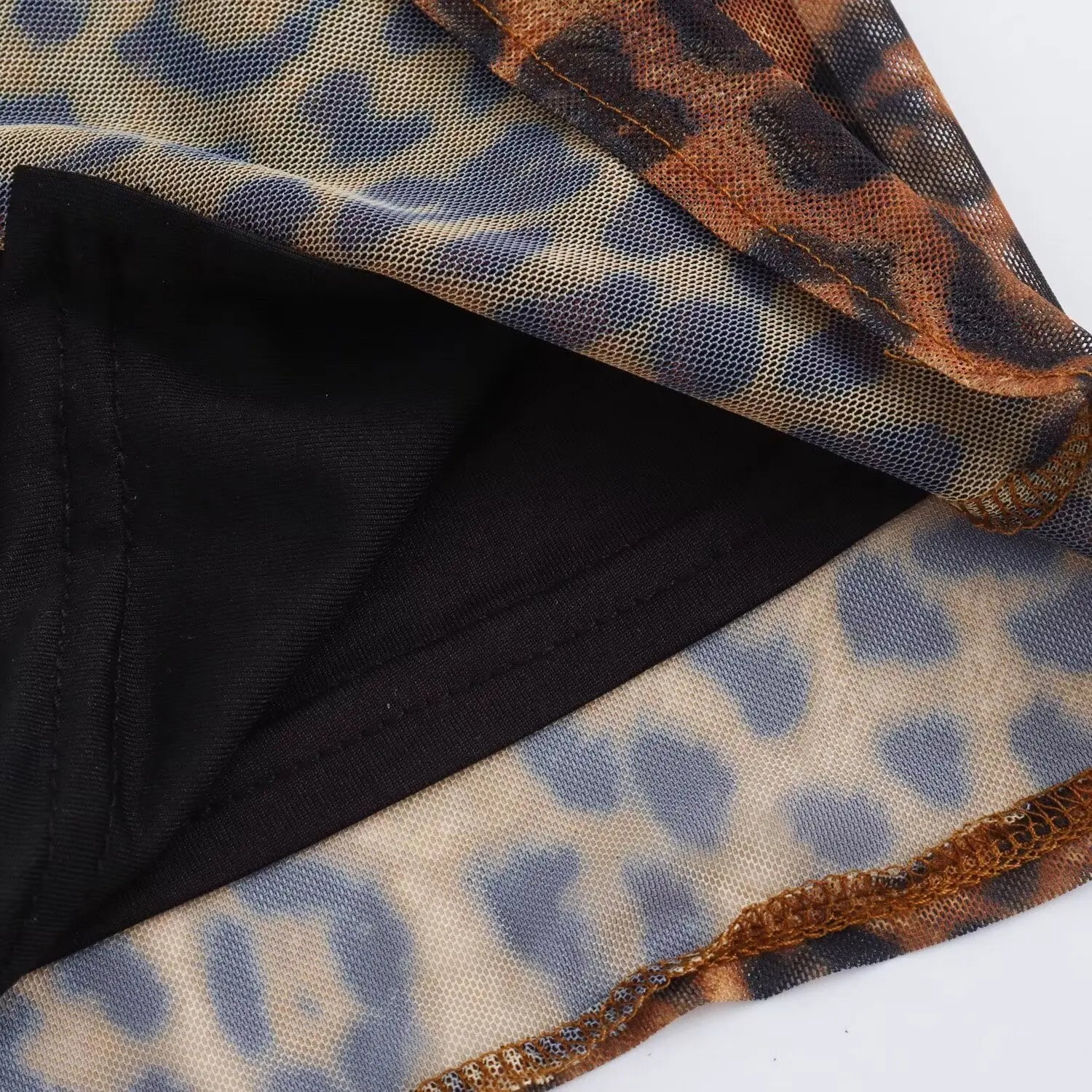 שמלת מקסי שיפון מנומרת בעיצוב צווארון נופל - טיירה