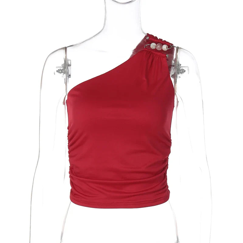 טופ גופיה כתפיה אחת בעיטור אבזם חרוזים - קני