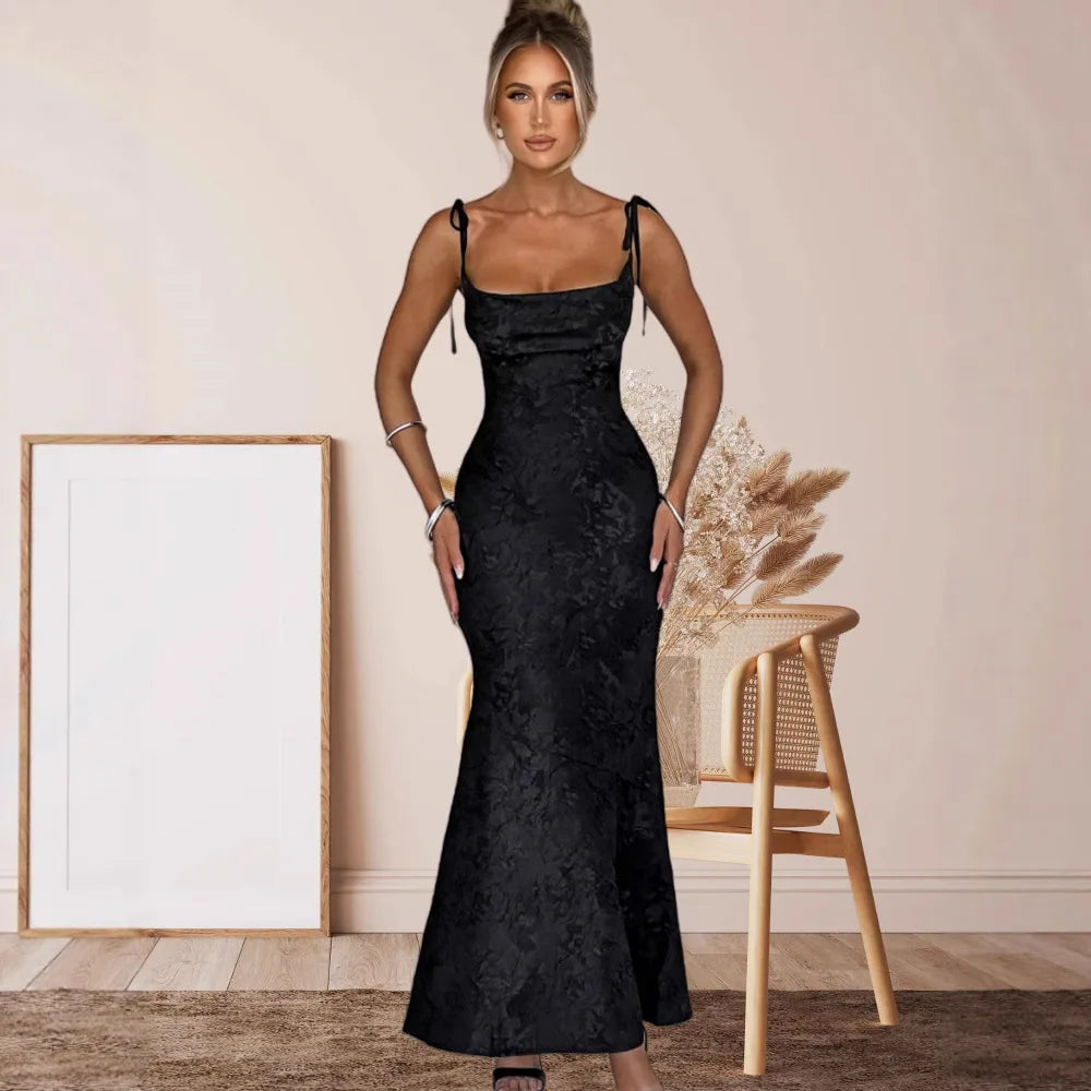 שמלת מקסי בעיצוב קשירה בכתפיות בעיטור רקמת איורי פרחים - לנואלה