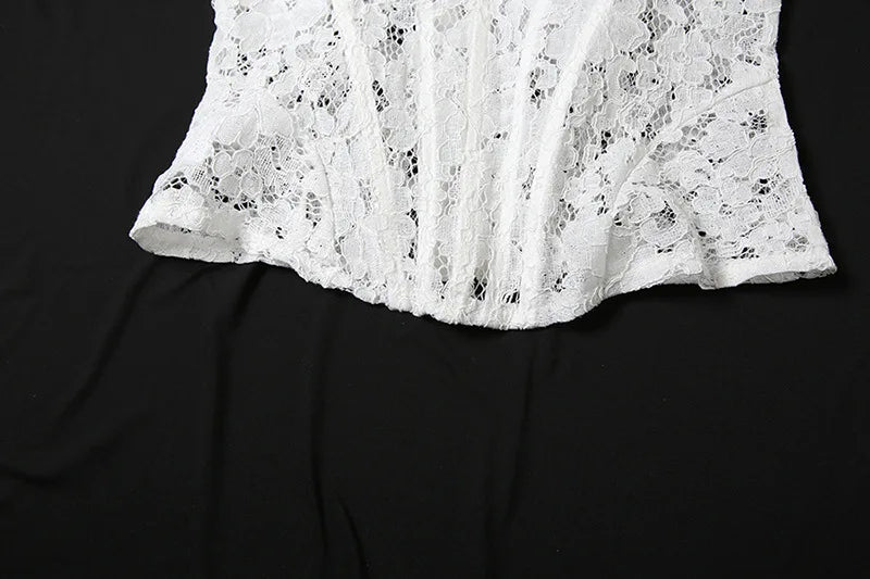 סט שני חלקים חצאית סאטן ומחוך סטרפלס תחרה - אריזונה