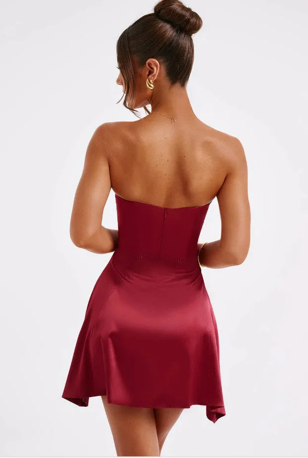 שמלת מיני סטרפלס סאטן בגזרת A בעיטור פפיון בעיצוב אסימטרי - Roselyn