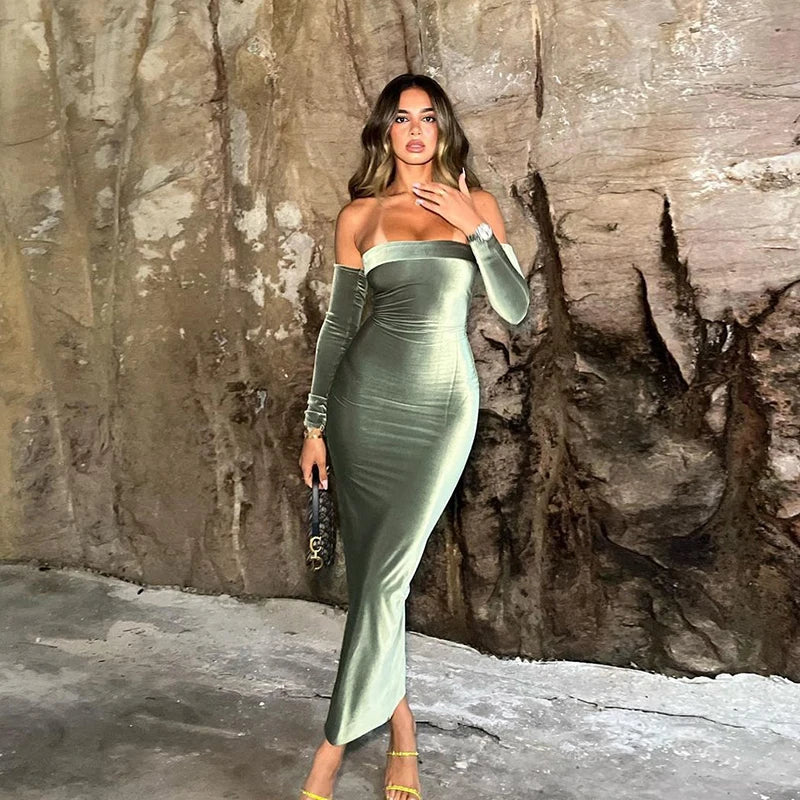 שמלת מקסי סטרפלס קטיפה צמודה  - MICAELLA