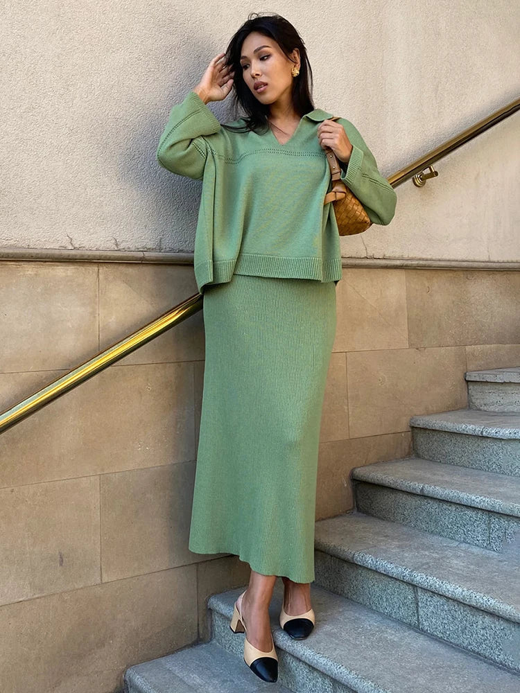 חליפת שני חלקים loose סרוגה חצאית מקסי וחולצה - שילב