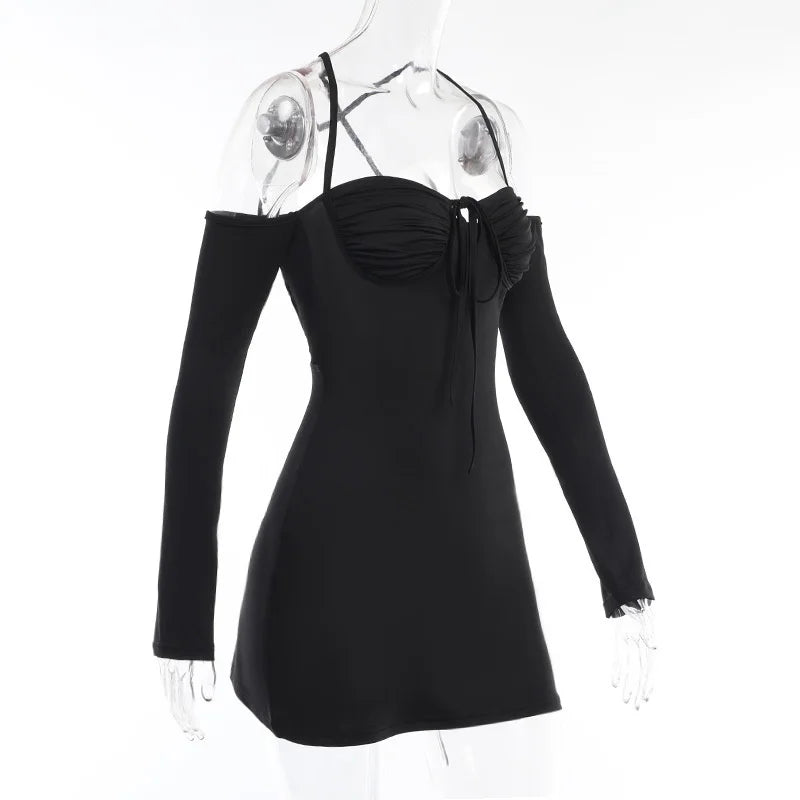 שמלת מיני כתפיים חשופות בעיטור קשירה בחזה - רומי