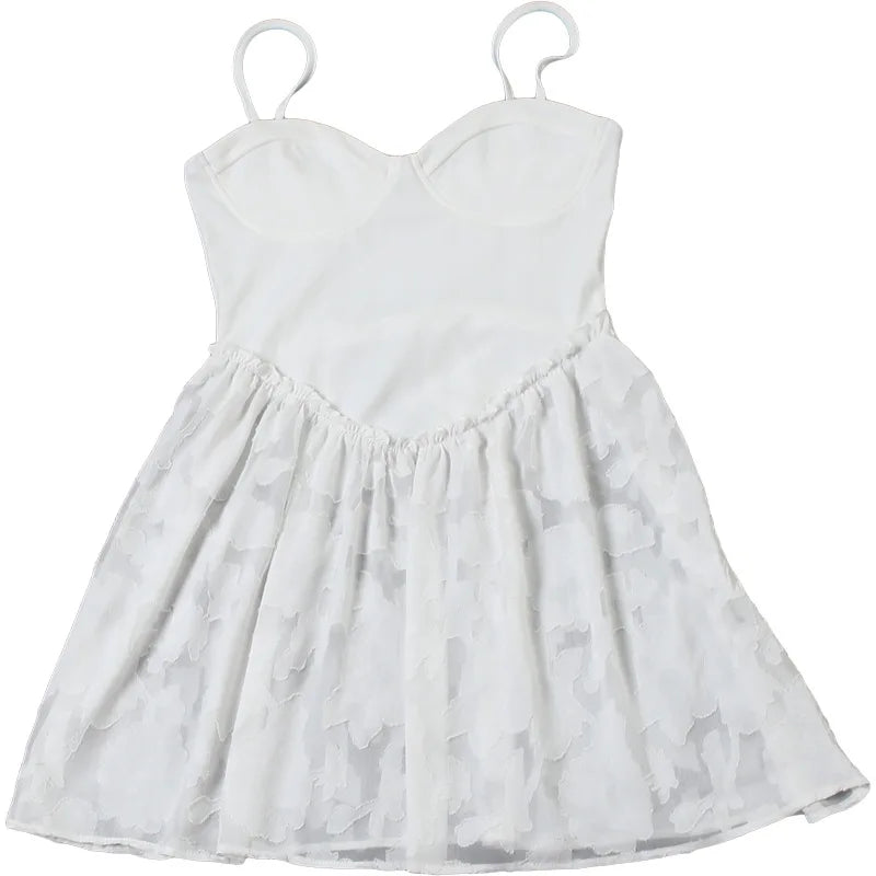 שמלת מיני בגזרת A כתפיות ספגטי בעיטור רקמת עלים ופרחים - שילה