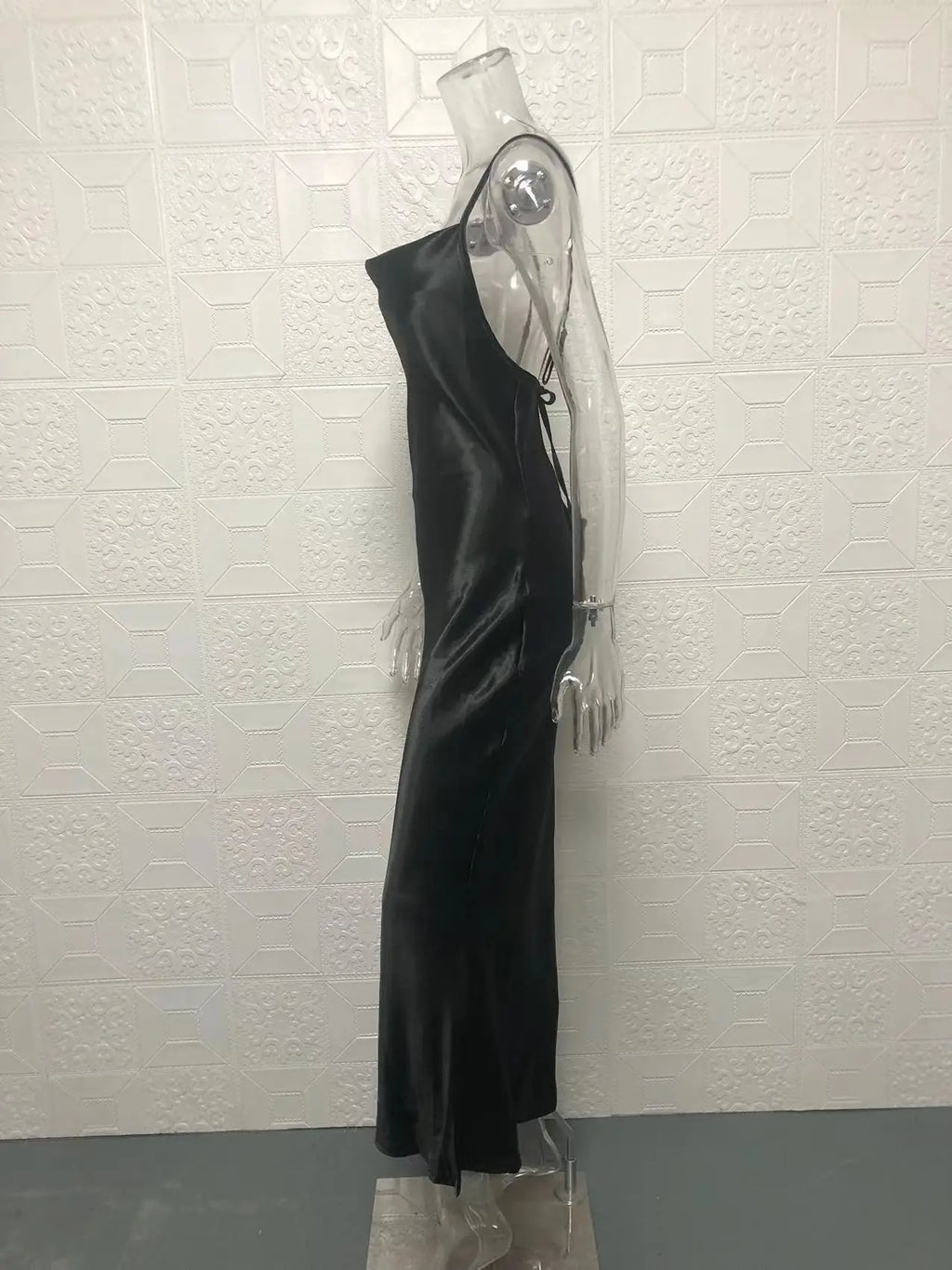 שמלת מקסי סאטן קשירה בגב פתוח - ניס