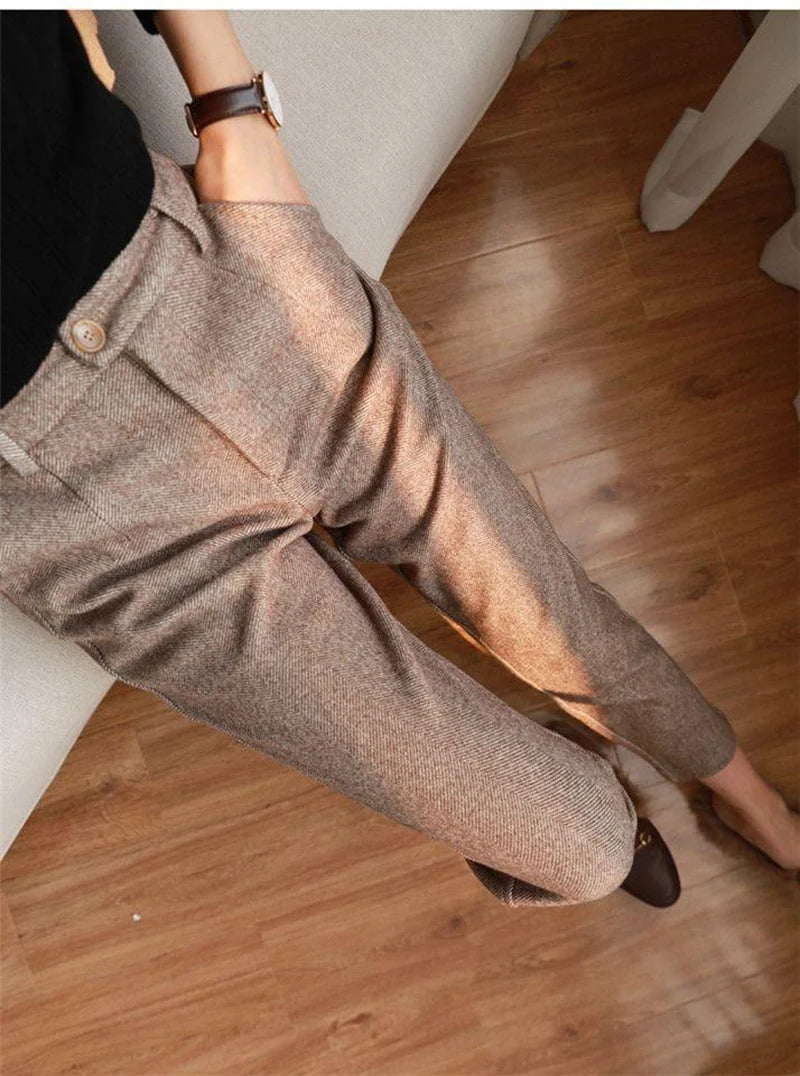 Pencil-cut wool pants