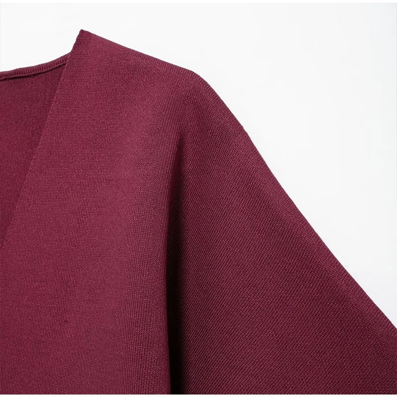 סריג אלגנטי בעיטור כפתורי זהב - נלה