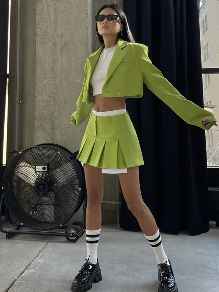 סט שני חלקים מחויט חצאית מיני ובלייזר קצר - טינה