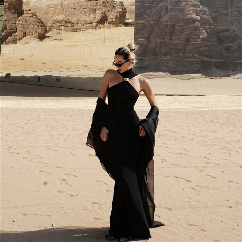 טופ גופייה בעיצוב גולף בעיטור אבזם - מויה