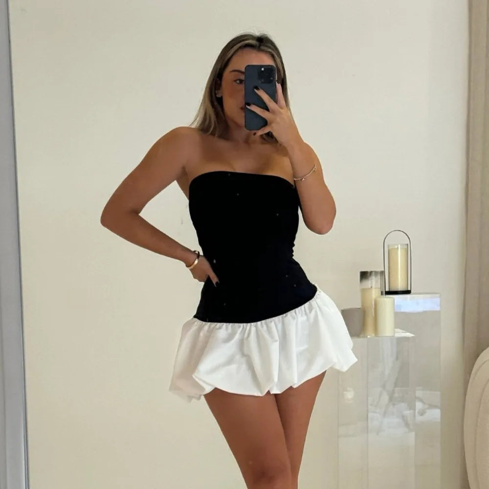 שמלת מיני סטרפלס בגזרת בלון  - Baylor