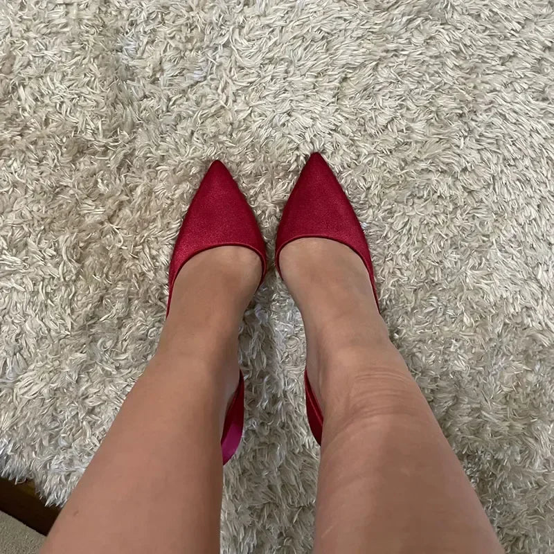 נעלי עקב משי סאטן שפיץ בעיצוב צד פתוח - רויה