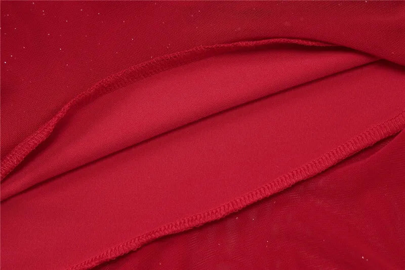 שמלת מיני נצנצים בעיצוב אסימטרי בעיטור מלמלה - קסם