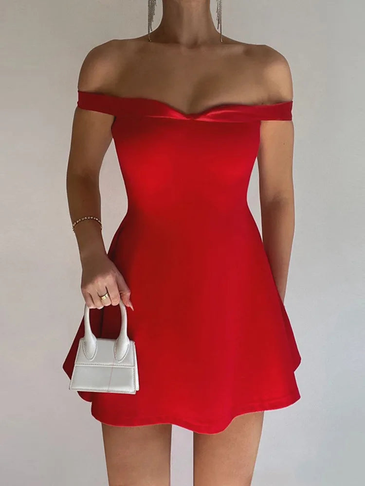 שמלת מיני בגזרת A כתפיים חשופות כתפיות סאטן - Natalia