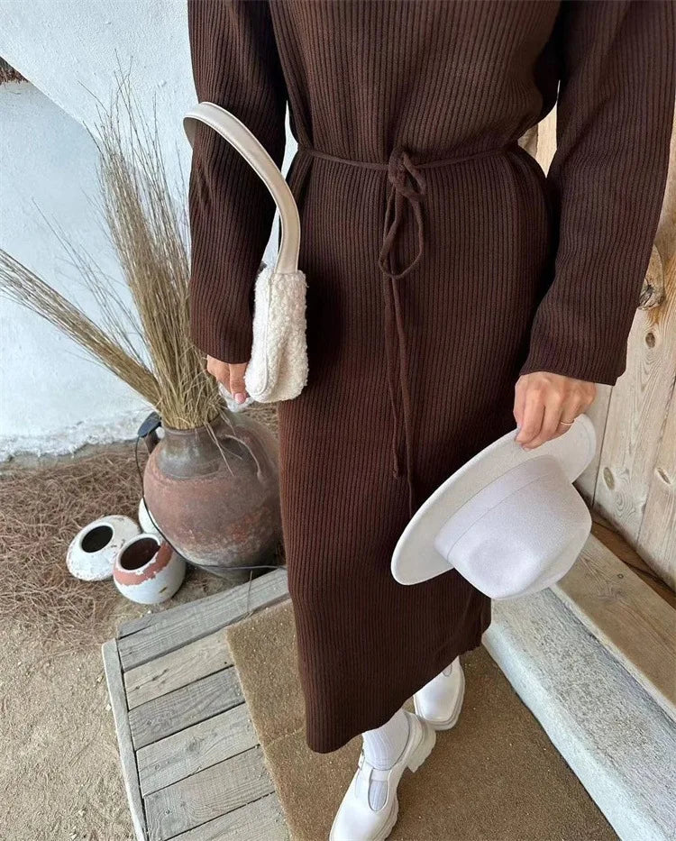 שמלת מקסי קאז׳ואל סרוגה - עמיתה