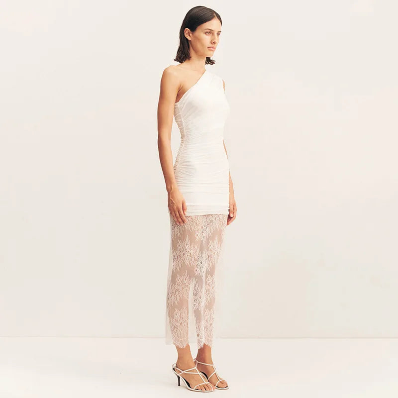 שמלת מקסי כיווצים בעיצוב תחרה - אמריז'ה