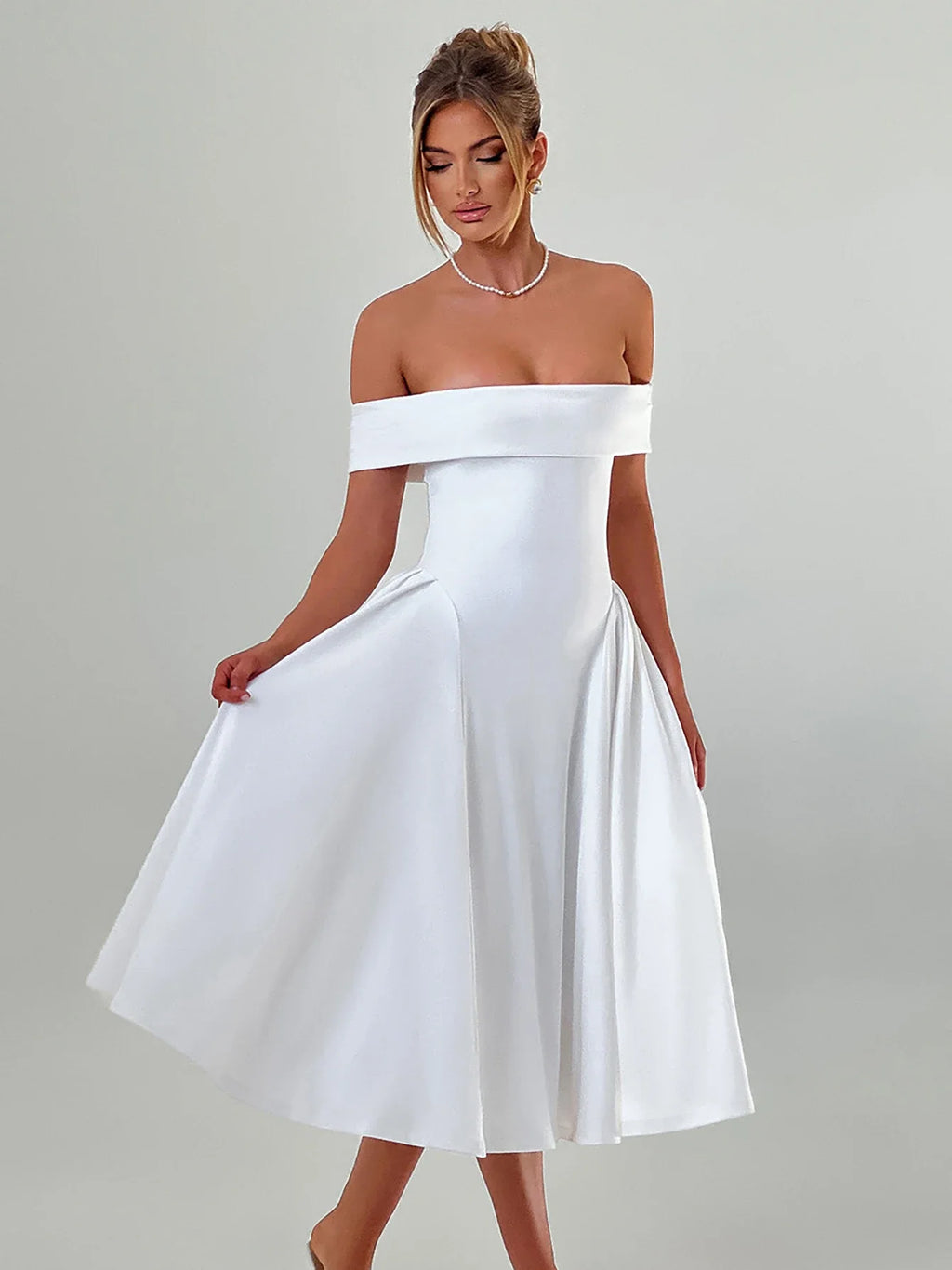 שמלת מידי בגזרת A כתפיים חשופות - רונאל