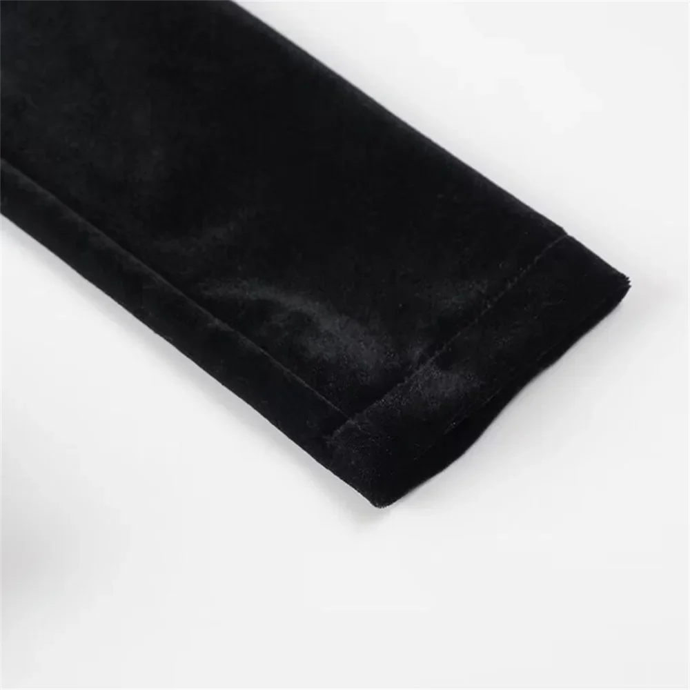 שמלת מיני קטיפה אלגנטית בעיטור יהלומים - אריאה